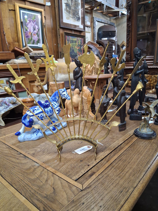 GOLD METAL MINIATURE CHINESE WEAPONS ARRAY