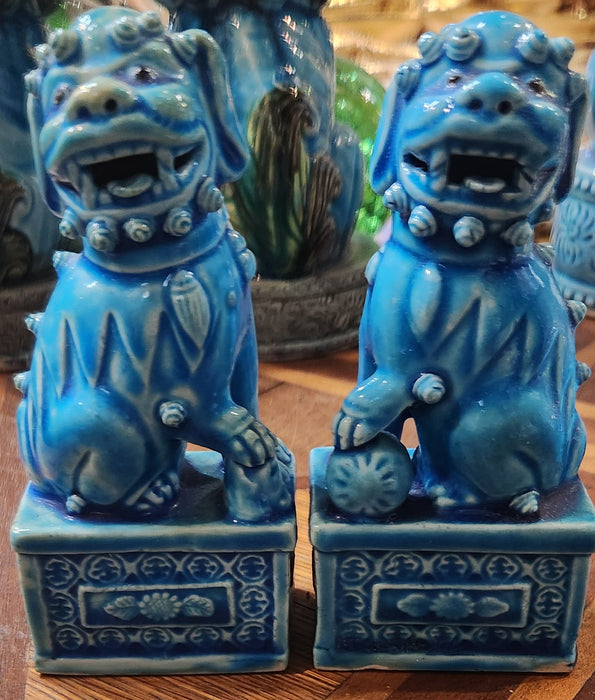 PAIR OF TINY TURQUOISE  FOO DOGS