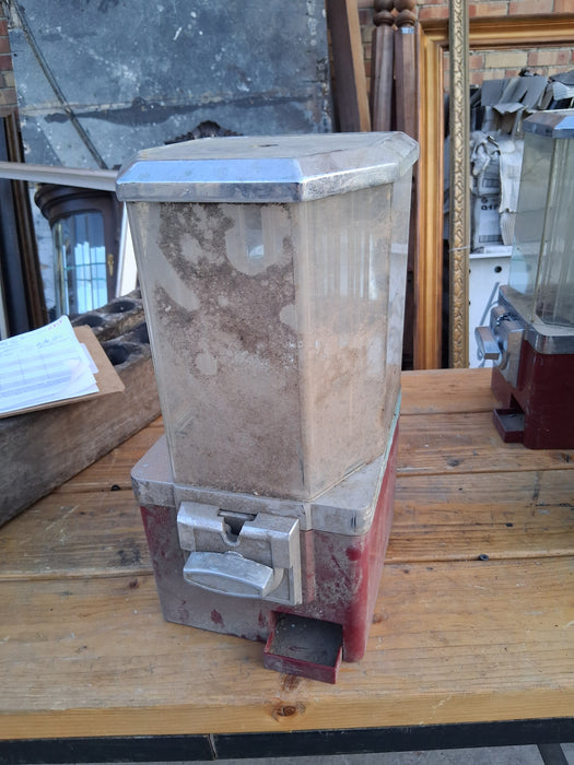 VINTAGE GUMBALL MACHINE
