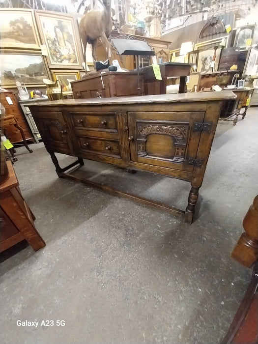 SMALL SHALLOW ENGLISH DARK OAK SERVER WITH STRETCHER