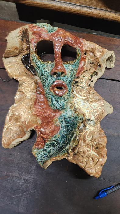 FREEFORM FACE ART POTTERY