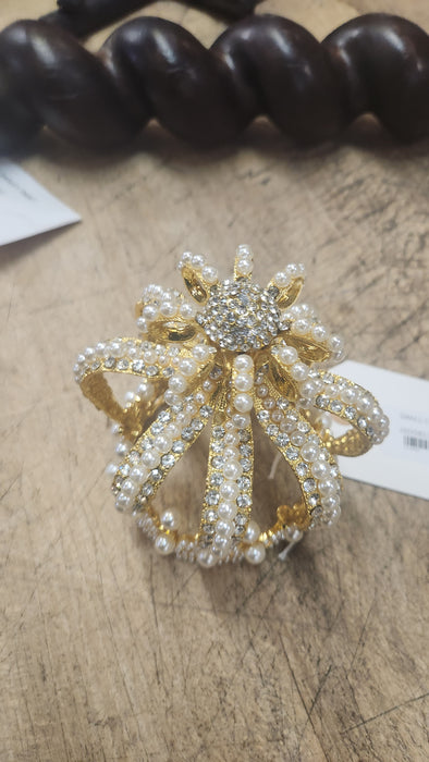 SMALL CROWN WITH PEARLS