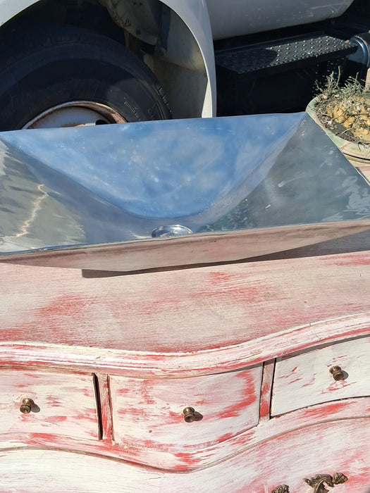 CAST ALUMINUM  VESSEL BAR SINK