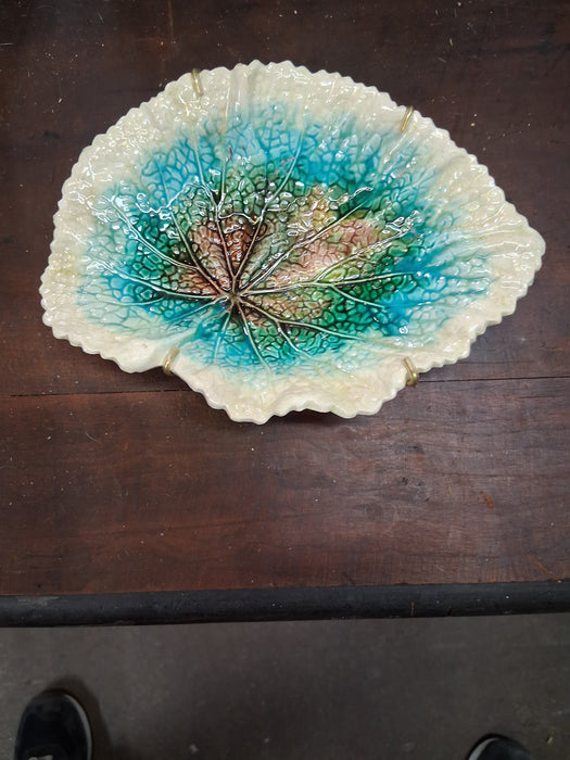 MAJOLICA BLUE AND BROWN LEAF DISH