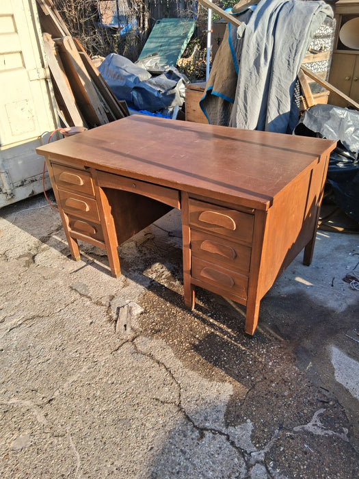 1930'S WALNUT KNEEHOLE DESK