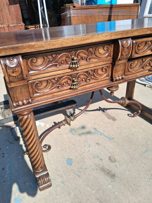 BARLEY TWIST SERVER WITH CORONA HANDLES