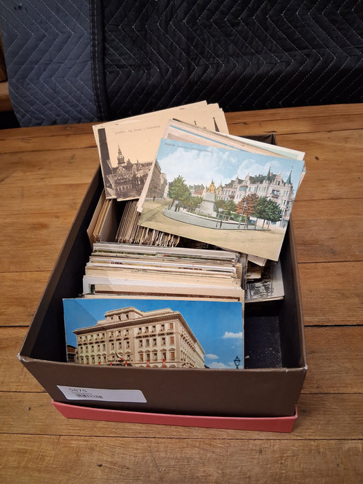 VINTAGE POST CARDS EACH