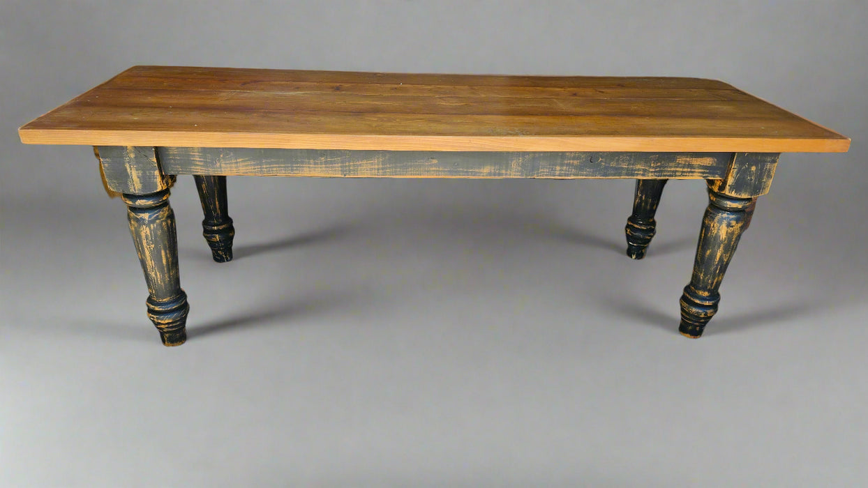 PINE TABLE WITH NATURAL TOP AND BLACK PAINTED LEGS