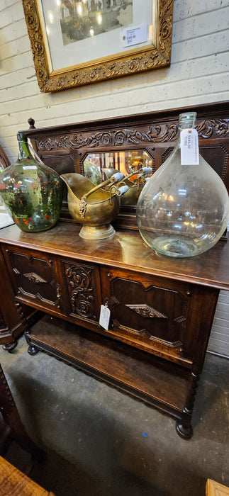 FRENCH TUDOR OAK SHALLOW SIDEBOARD ON LEGS