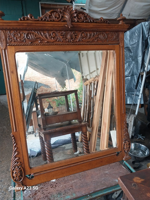 LARGE AMERICAN OAK DRESSER MIRROR