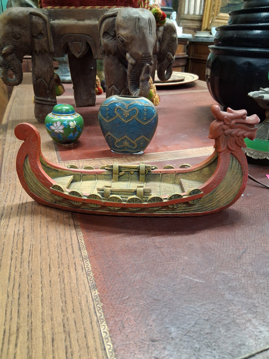 COMPOSITION VIKING BOAT