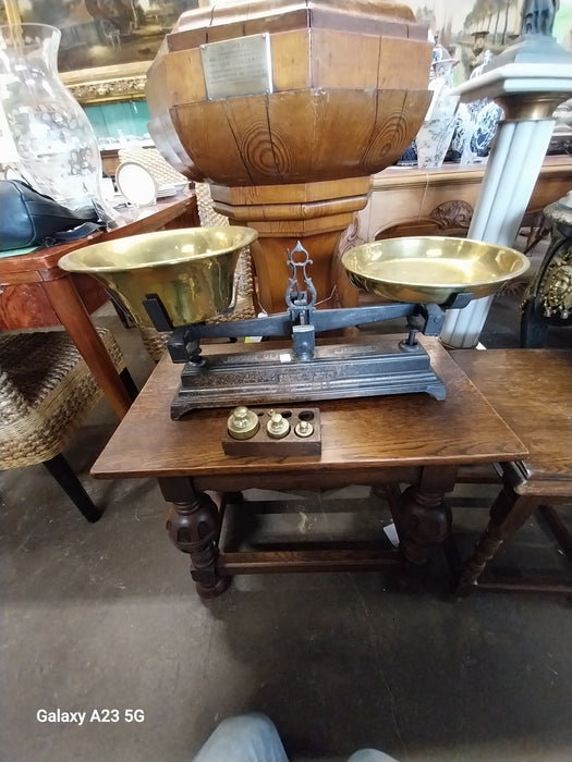 IRON AND BRASS SCALES WITH WEIGHTS