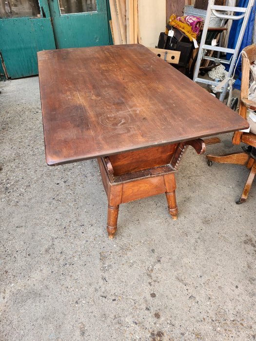 ANTIQUE 19TH CENTURY DOUGH BOWL TABLE