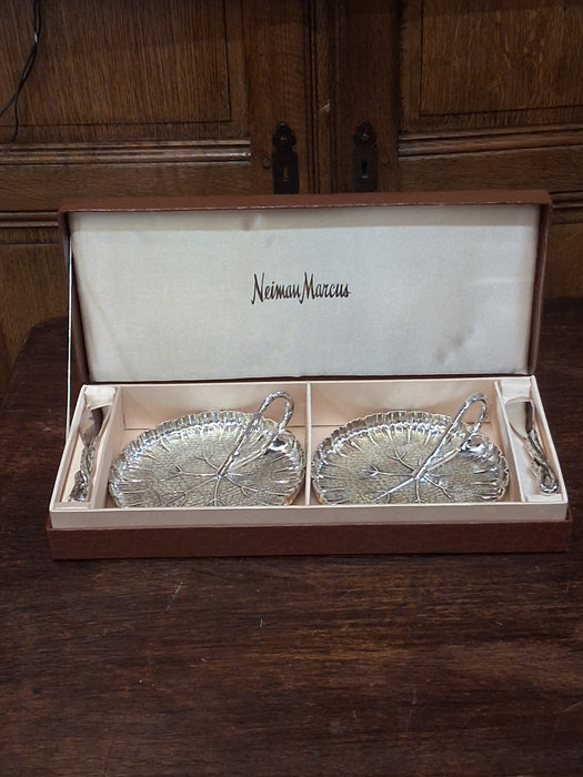 PAIR OF NEIMAN MARCUS SILVER PLATE HORS D'OEUVRES DISHES