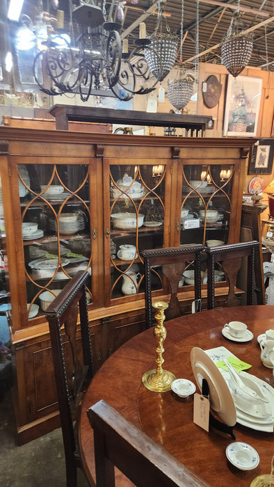 MIDCENTURY MAHOGANY CURVED BOOKCASE/DISPLAY