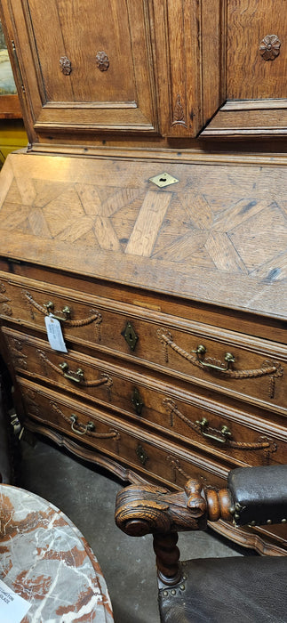 TALL FRENCH CARVED OAK 19TH CENTURY BOOKCASE SECRETARY