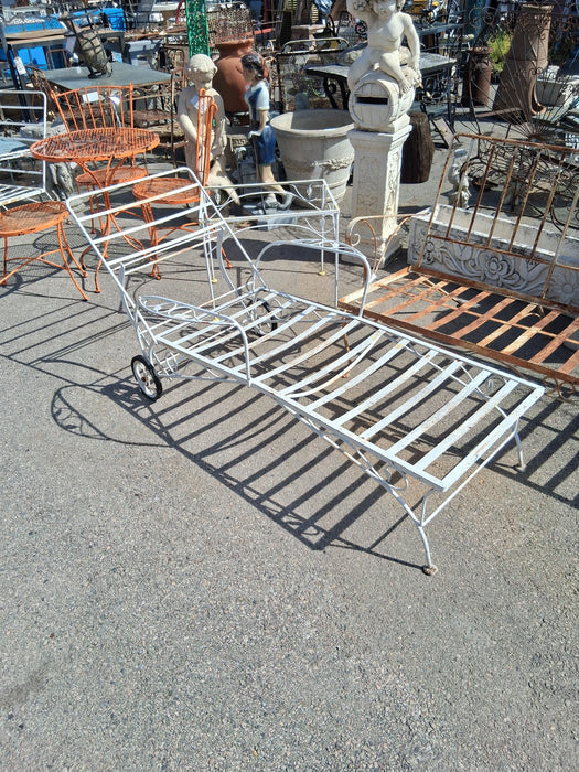 1960'S METAL LOUNGER FRAME