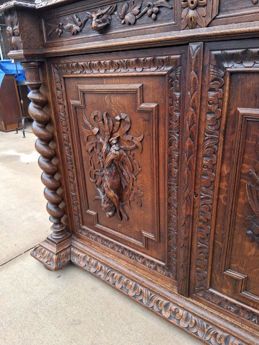 CARVED OAK BARLEY TWIST BOOKCASE