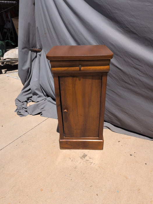 LOUIS PHILIPPE CHERRY 1 DOOR STAND WITH DRAWER