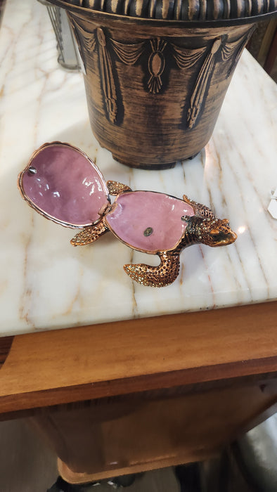 BRONZE JEWELED SEA TURTLE BOX