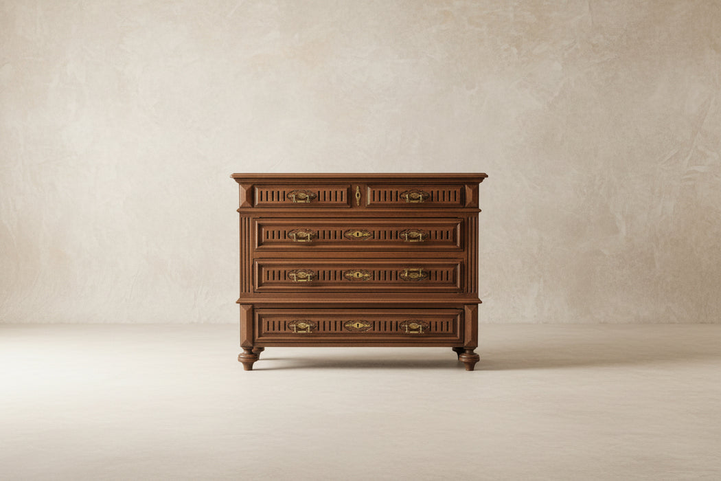 FLUTED FRENCH OAK 4 DRAWER CHEST