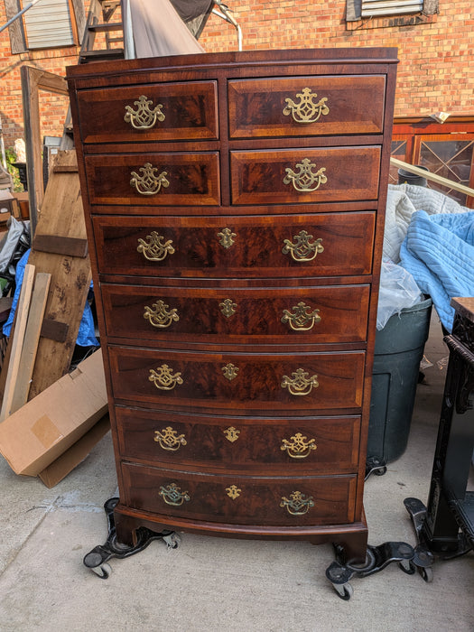 TALL 9 DRAWER MAHOGANY ASHTON COURT HENREDON CHEST