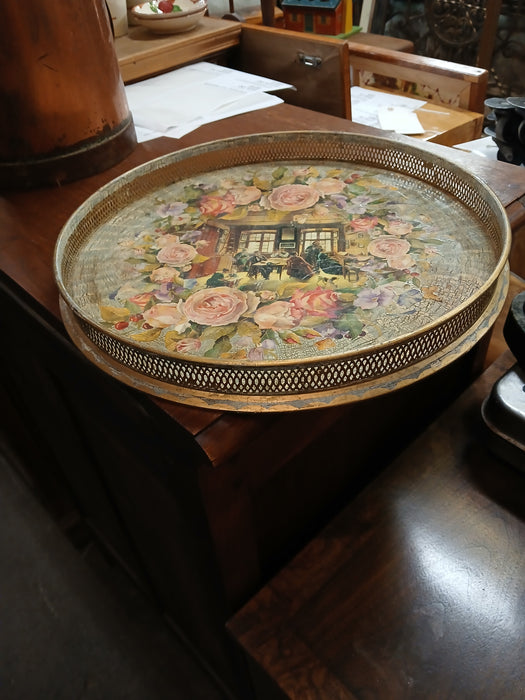 ROUND DECOUPAGE ROSES TRAY WITH GALLERY