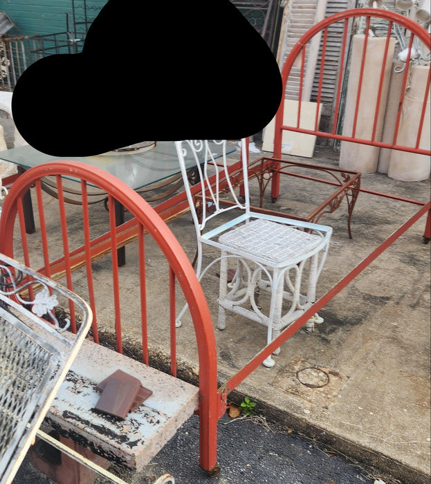 PAINTED RED METAL IRON TWIN BED