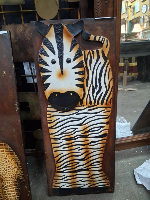 TIN ZEBRA WALL PLAQUE