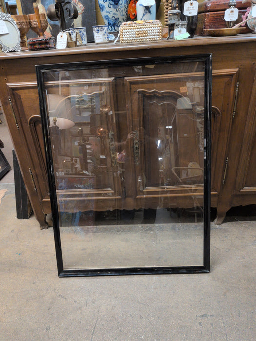 THIN BLACK FRAME WITH GLASS