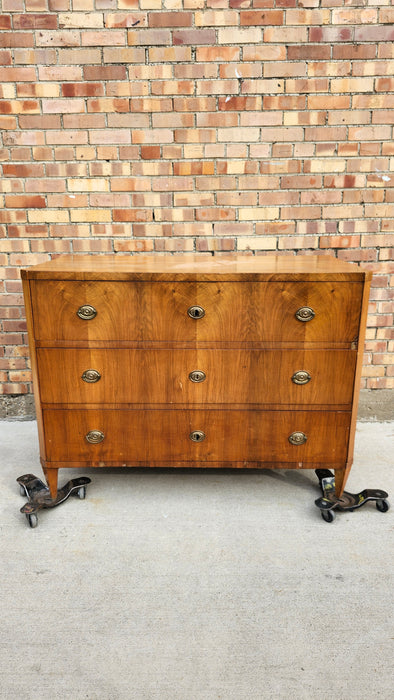 19TH CENTURY BIEDERMEIRE CHEST OF DRAWERS