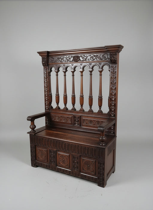 FRENCH SPINDLE BACK BENCH