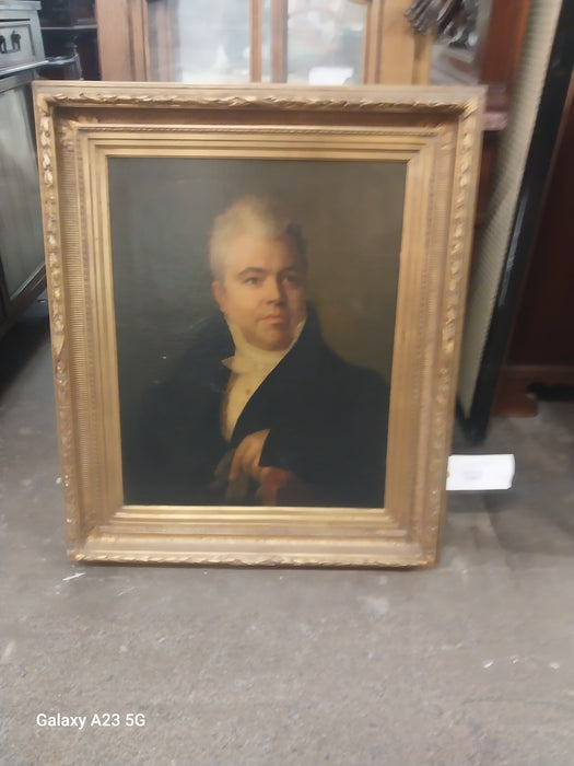 ORNATE GILT FRAMED OIL PORTRAIT PAINTING OF AN AVUNCULAR MAN