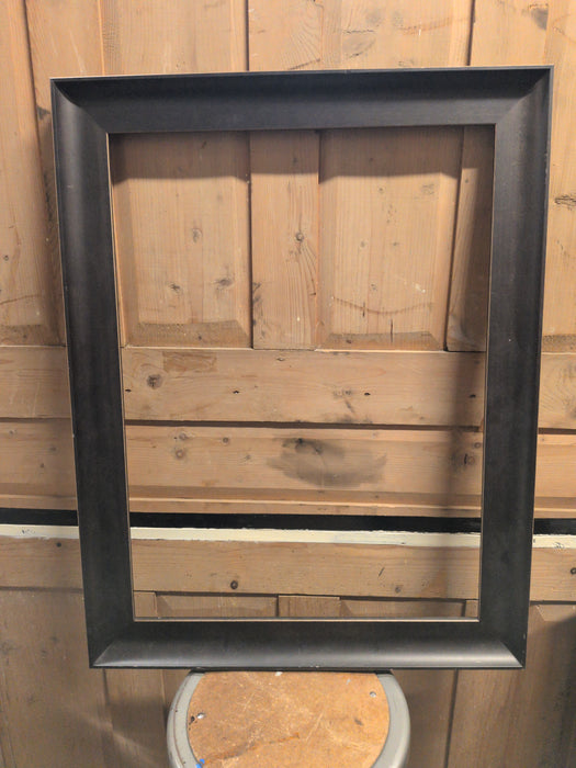 FLARED BLACK WOOD FRAME