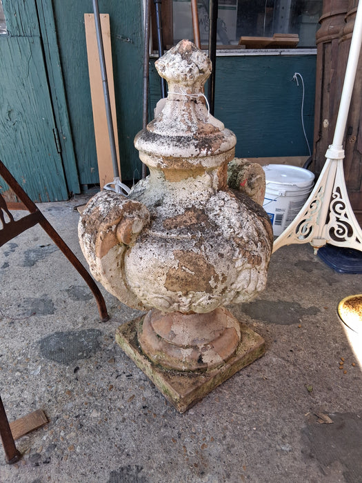 AS FOUND WHITE TERRACOTA URN WITH LID