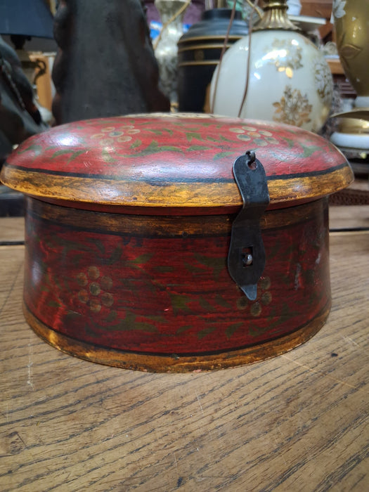 ROUND INDIAN PAINTED SPICE BOX WITH BONE INLAY
