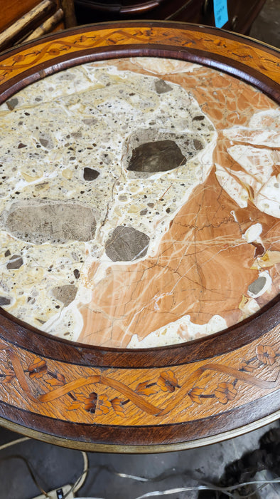 LOUIS XVI ROUND MARBLE TOP TABLE WITH INLAY AND BRONZE MOUNTS