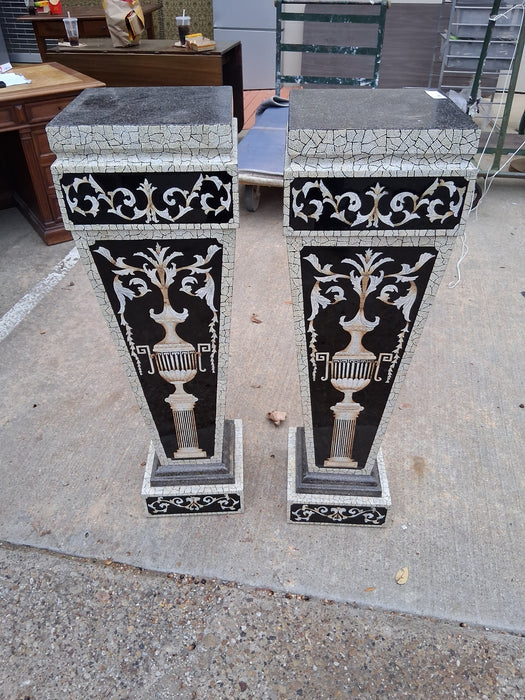 PAIR OF MAITLAND SMITH DECORATIVE PEDESTALS