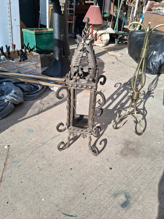 WROUGHT IRON CANDLE HOLDER MISSING GLASS