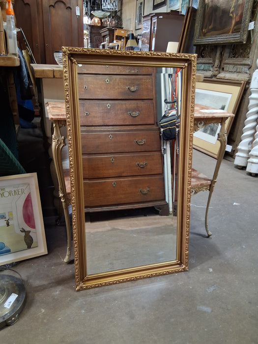 VINTAGE GILT FRAMED BEVELED GLASS MIRROR