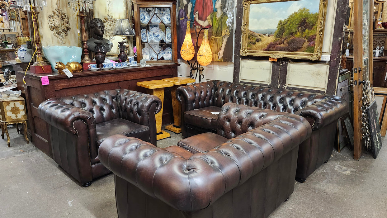 3 PIECE CHESTERFIELD LEATHER SOFA SET