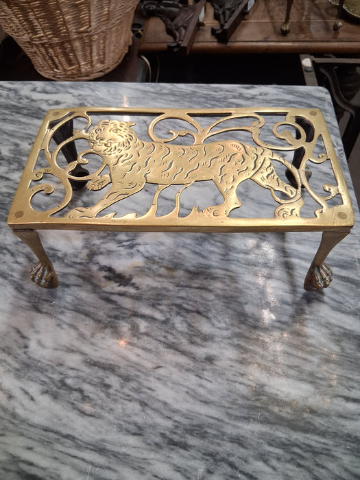 BRASS KETTLE STAND WITH TIGER
