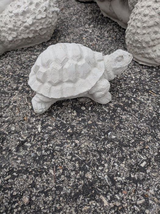 SMALL CONCRETE TURTLE