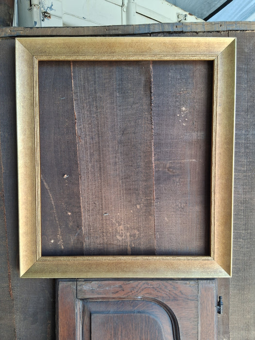 SMALL GOLD FRAME