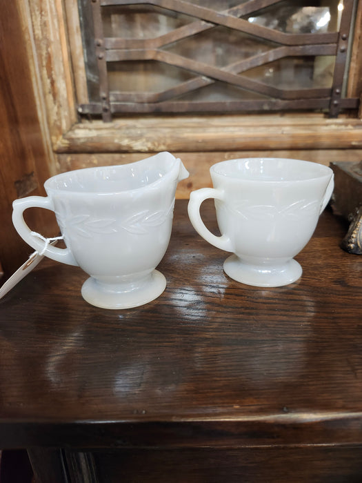 OPALESCENT GLASS CREAMER AND SUGAR SET