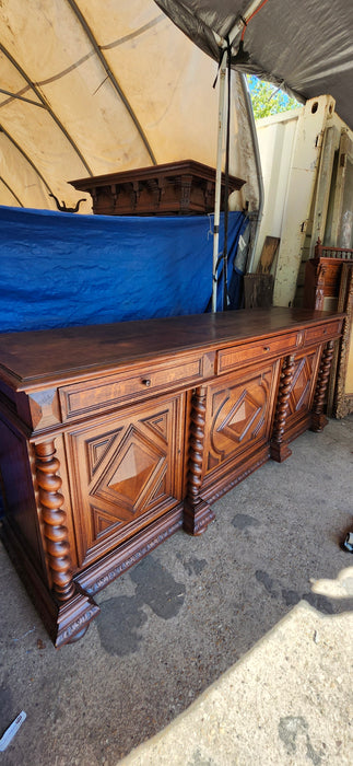 EXTRA  LARGE OAK LOUIS XIII BARLEY TWIST SIDEBOARD