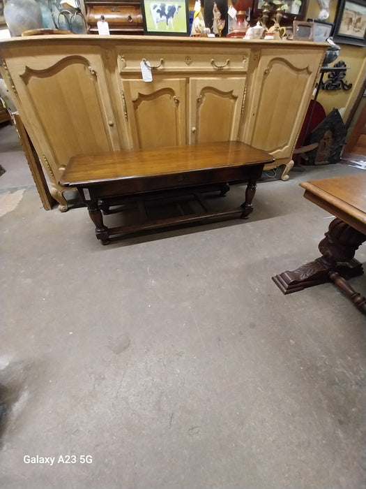 RUSTIC PEGGED OAK COFFEE TABLE