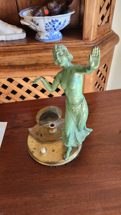NOUVEAU LADY LAMP