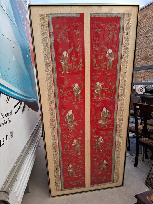 LARGE RED CHINESE SILK TEXTILE ART TAPESTRY