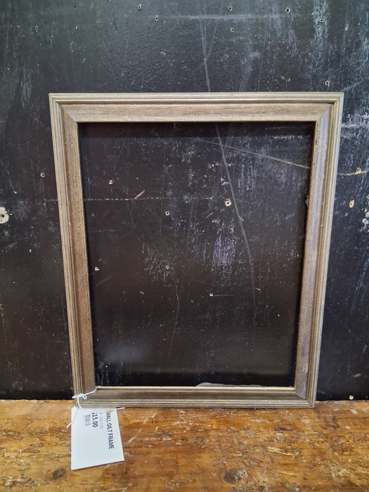 SMALL GILT FRAME